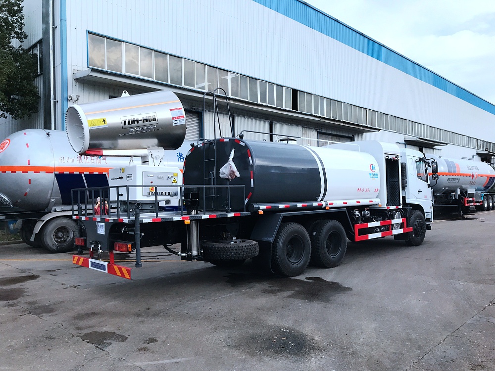 國六東風(fēng)專底D3L 16立方后雙橋抑塵車