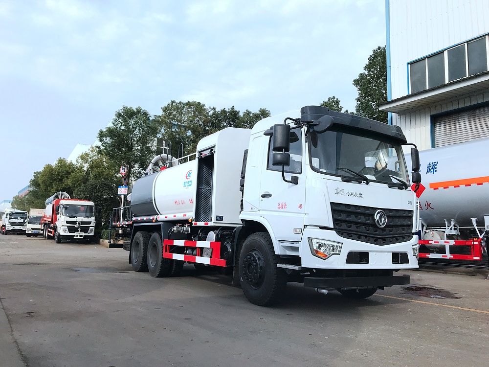 國六東風(fēng)專底D3L 16立方后雙橋抑塵車