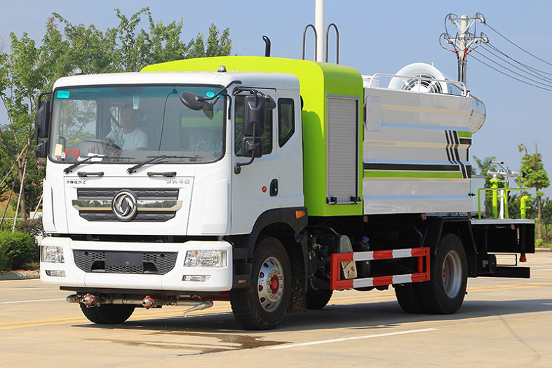 東風(fēng)D9國(guó)六10-12噸方罐多功能抑塵車