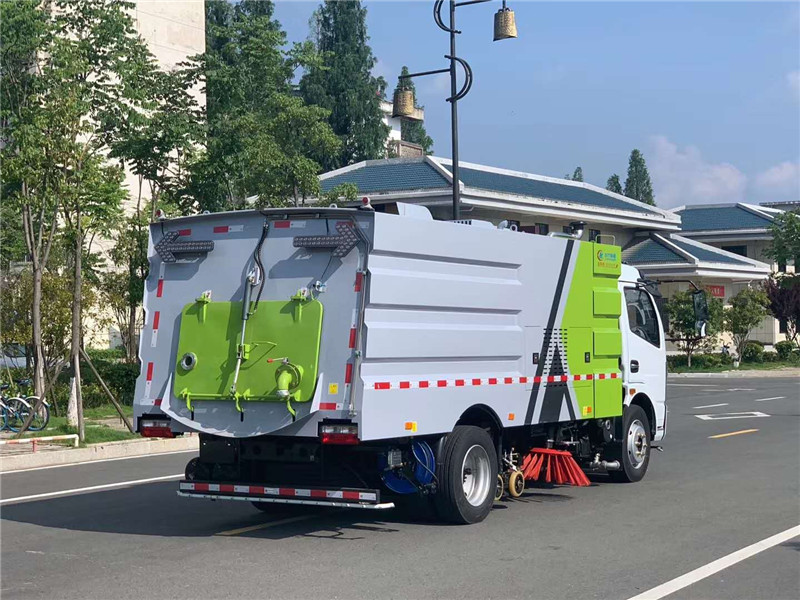 國(guó)六東風(fēng)凱普特洗掃車