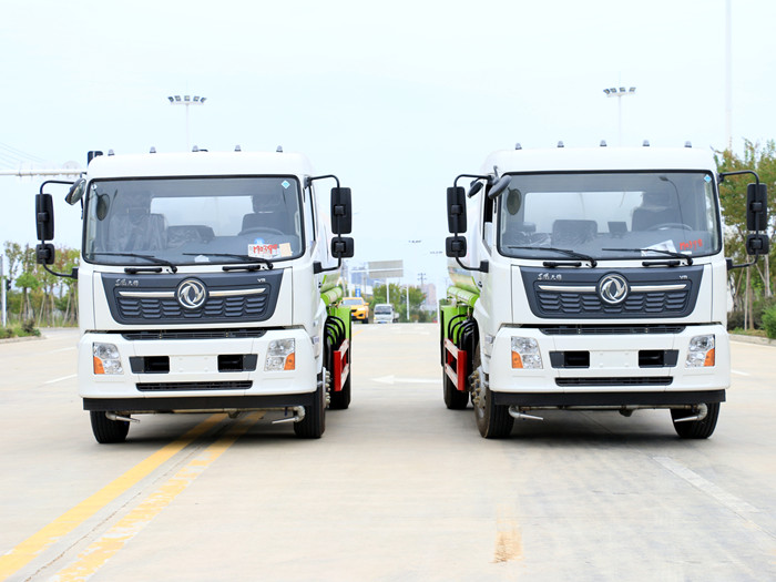 國六東風(fēng)天錦15方灑水車
