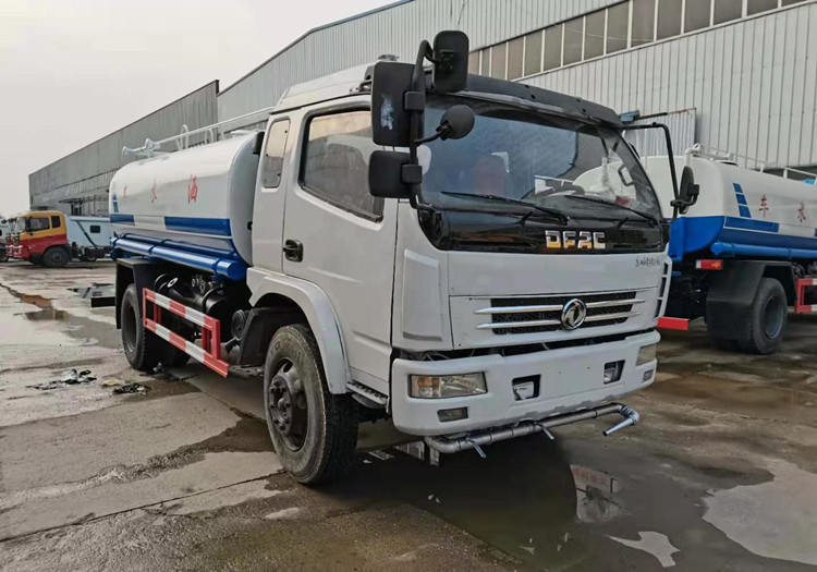 二手十噸灑水車